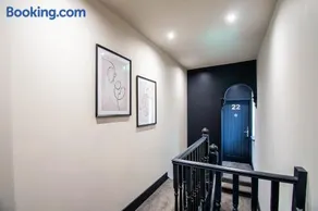 The Mariner's Rest Aparthotel - Image 3