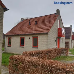 Gezellige vakantiewoning met sauna in Ewijk bij Nijmegen - recreational only no workers - Image 2