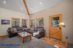 2 Fox Lane - Image 5