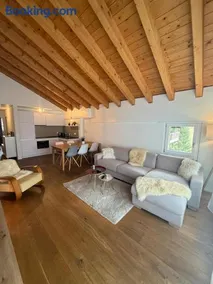 Mountain Glow Apartment - Image 2