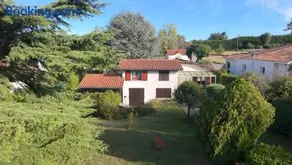 Maison Calme Dans Un Beau Jardin - Image 1