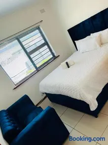 AFRICAN HAVEN GUEST HOUSE BnB GOODWOOD - Image 3