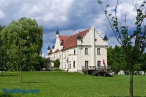 Gutshaus Penzlin - Image 1