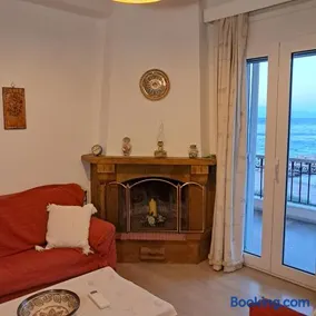 Chios Studios Kalamari - Image 3