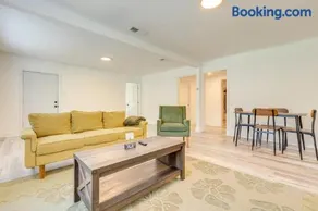 Mid-Town Cave for 6 Guests 3 Bedroom 1 Bath - Image 5
