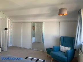 Seaways Cottage Hoylake - Image 2