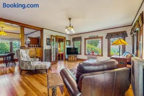 Riverbank Manor - Image 2