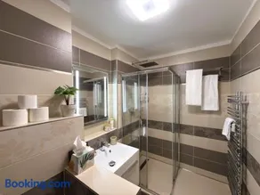Suite 210 Frymburk - Image 1