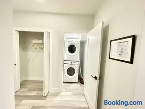 Calgary NW - 2 bedroom suite - 15 min to Airport - Image 2