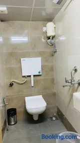 Casa Cabin Stay Mumbai Airport - Image 2