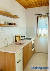 Pasithea Luxury Studio - Image 5