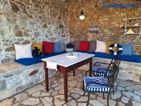 Holiday house "Acacia", for two with pool, Dol - Image 3
