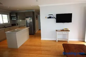 Hop Hop House - Image 3