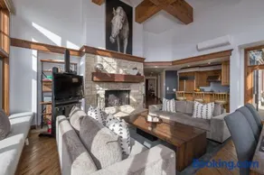 Colonnade Residence 11 - Image 3