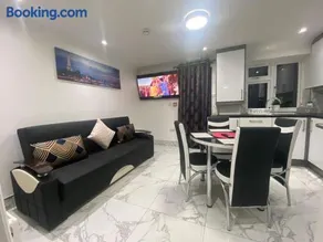 THE ROYAL BOUTIQUE OXFORD LODGE by LONDON SLEEP 6 - Image 2