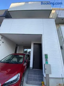 至誠1馆近心斋桥道頓堀难波直达梅田关西机场Usj全新独栋别墅四个卧室可住8人超大空间3卫2浴厨房设施齐全电视冰箱洗衣机空调配置齐全免费停车4分钟步行至今宫站 - Image 2