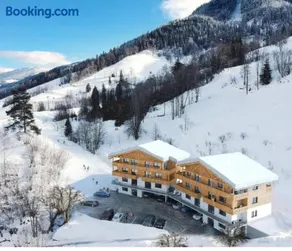 Franz Johann Appartement SKI-IN SKI-OUT by Schladming-Appartements - Image 2