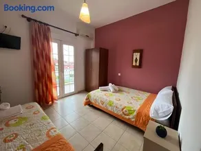 Chrysa Rooms - Image 2