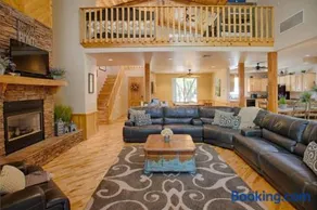 Large Pinetop Lakeside 5BR Mountain Retreat Sleeps 16 Near Lakes Hiking Sunrise Ski Resort - Image 1