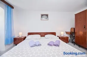 Apartment Mediterranean - Image 2
