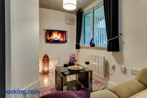 1 Bedroom Swinley Apartment. Wigan. Near Wigan Infirmary.  - Image 2
