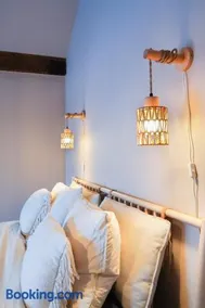 Mera Luxe Wellness B&B, Ibiza-Bohemian Style Suites, Adults Only, optioneel prive Outdoor Wellness, Massage, Vuurkorf, gratis fles Wijn of Bubbels - Image 3