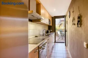 Ground floor apartment in Centre of Torroella De Montgri - Image 3