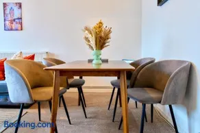 Central London 2 Bed Apartment Near Old Street - Image 3