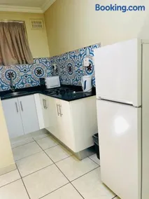 Palace Lodge Pinetown - Image 5