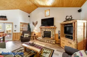 Wren's Nest and Hot-Tub, Games with Best Location! - Image 4