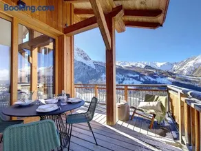 Chalet cosy accès pistes, wifi et parking - FR-1-344-727 - Image 1