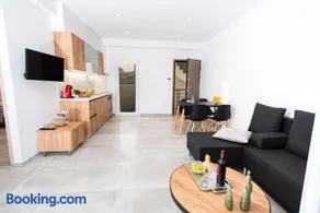 Raeti Apartments - Image 1