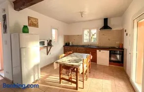 Stunning Home In Sampzon - Image 5