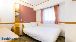 Toyoko Inn Tokyo Yamanote sen Otsuka eki Kita guchi No 2 - Image 4