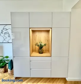 ESMOA apartments - Ovenecká, Praha 7 - plně vybaven - Image 5