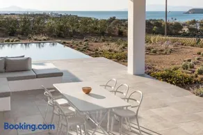Golden View Villas Paros, Villa Daphne - Image 3
