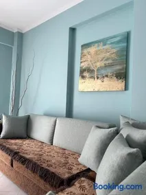 Lavender house - Image 1