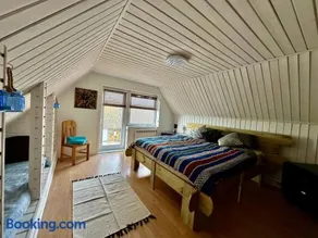 Pilgrims rest - Image 1