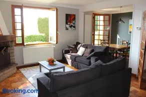 Maison chaleureuse à Langogne avec vue sur montagne - Image 3
