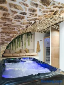 La Voûte Etoilée - Suite avec sauna et jacuzzi - Image 1