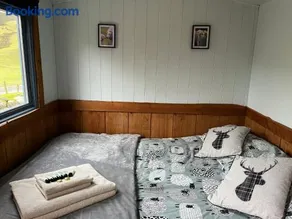 Berwyn Shepherds Hut - Image 3