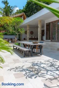 Villa Rasa Senang, with private cook and pool - Image 4