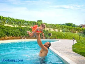 10 minuti da Gardaland con Piscina e Giardino - Image 1