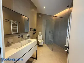 Micka Hotel - Image 1