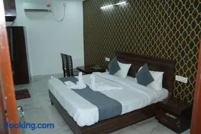 Hotel the Chandigarh - Image 1