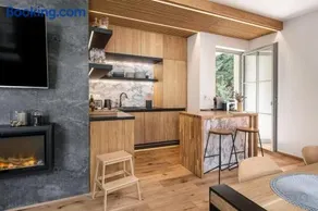 Luxury 2 Bedroom Mountain Escape - Image 3