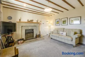 3 Bed in Low Row oc-h34097 - Image 2