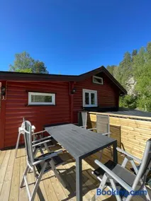 Hvitebjørn Cottage - Image 3