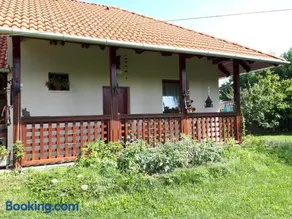 Kertvárosi Apartman - Image 3