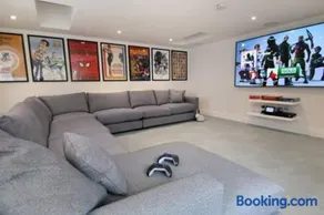 Lavender Luxury Home Country Park Facilities - Image 4